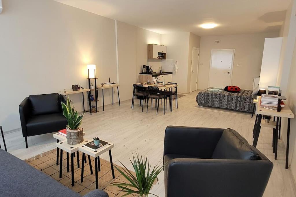 New Cosy Studio In The Heart Of Kadikoy Apartment Istanbul Exterior photo